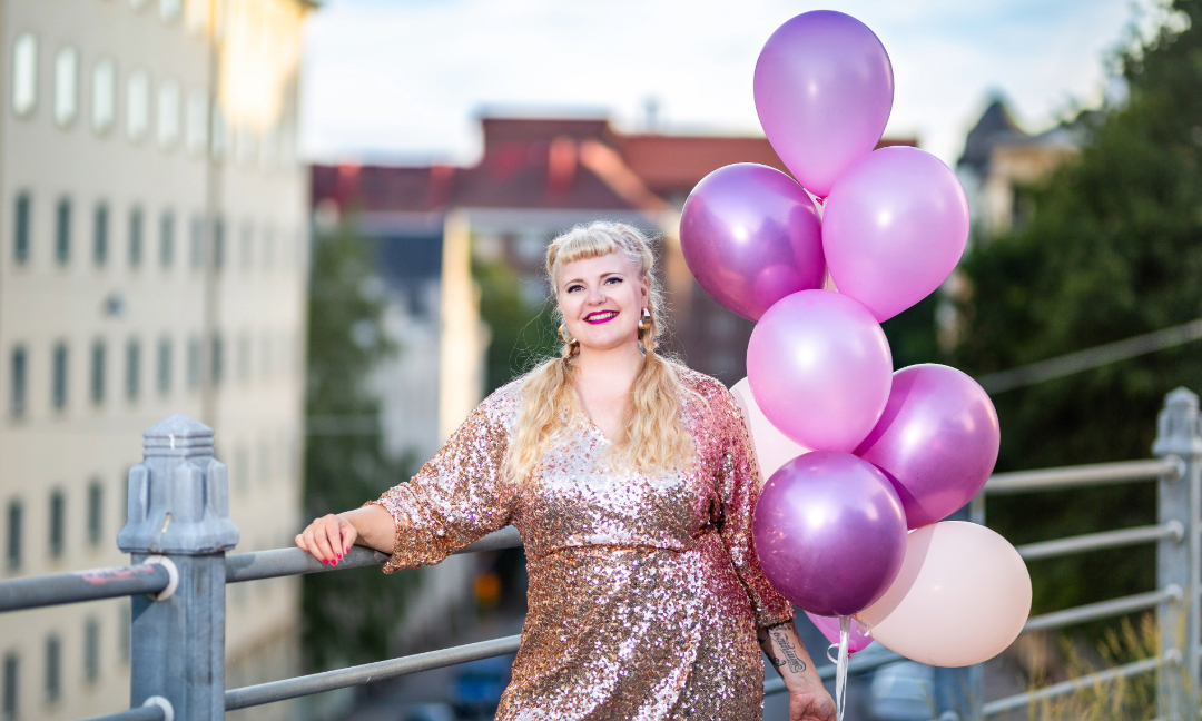 Mardi Tickle – Open Stage
